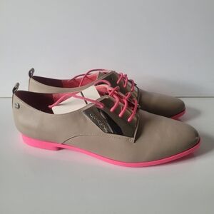 Calvin Klein Kelcey Leather Oxfords